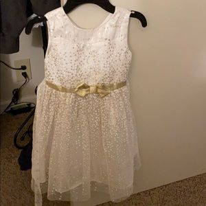 Little Girl’s Dress